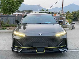 Changan UNI-V 2022 2023 2024 Sedán Deportivo con Alerón Trasero Activo, Volante a la Izquierda, Nuevo Estilo Deportivo Definitivo - Product Image 2