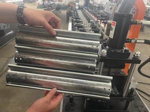 Tự động Con lăn màn trập cửa lạnh cuộn tạo thành máy Mới Thép bánh răng kim loại con lăn màn trập cửa vật liệu xây dựng hình thành máy - Product Image 2