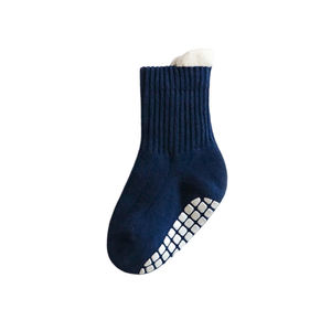 Calcetines de Seguridad para Niños Multicolores con Agarres de Silicona, Calcetines Antideslizantes, Perfectos para Yoga de Bebés y Pisos de Madera - Product Image 3
