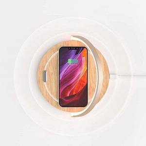 Lámpara de Noche Inteligente Multifuncional con Carga Inalámbrica para Teléfono Móvil, Soporte para Teléfono Celular, Carga Rápida USB, Transferencia de Datos - Product Image 1
