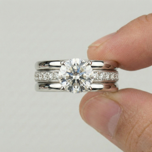 Anillo de Diamantes de Platino Elaborado con Precisión y Acabado de Alto Brillo, Perfecto para Bodas, Compromisos y Regalos de Lujo - Product Image 6