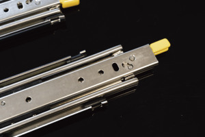 Diapositivas de cajón de bloqueo resistentes Rsl76 de calidad superior Diapositivas de rodamiento de bolas de acero liso - Product Image 2