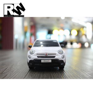 Voiture télécommandée <span class=keywords><strong>Fiat</strong></span> à l'échelle 1/24 sous licence RW tendance 2026 pour enfants - Product Image 6