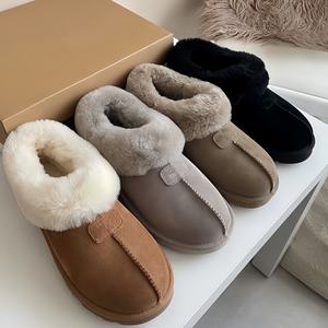 Botas de Nieve UUGS de Invierno Personalizadas de Diseño de Lujo, Hechas a Mano con Lana Premium, Suela Gruesa, Elegantes Botas Unisex UGGS - Product Image 1