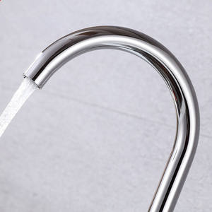 Robinet de cuisine moderne à poignée unique, rotation à 360 degrés, montage sur plan, en acier inoxydable, avec cartouche en céramique - Product Image 5