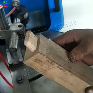 Máy chép hình tự động giá rẻ với điều khiển PLC, hiệu suất cao, dùng cho khung cửa gỗ - Product Image 4