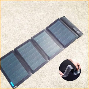 Carga de energía solar flexible renovable de 12 voltios para luz solar - Product Image 3