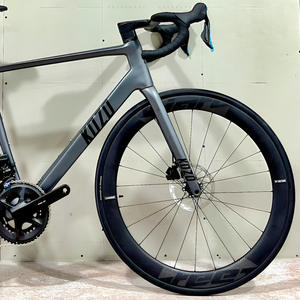 Vélo <span class=keywords><strong>de</strong></span> <span class=keywords><strong>route</strong></span> en fibre <span class=keywords><strong>de</strong></span> carbone DFQ T800 grande taille 61 cm, édition limitée usine, 24 vitesses, freins à disque hydrauliques intégraux, vélo <span class=keywords><strong>de</strong></span> course en fibre <span class=keywords><strong>de</strong></span> carbone - Product Image 6