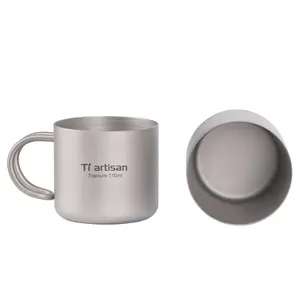 Accessoires de camping en plein air équipement de voyage tasse de voyage isolée sous vide tasse en titane avec verres à double paroi 110ml