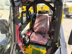 Cargador Compacto de Ruedas para Construcción Pesada de Nivel 4 Final con Motor EPA - Product Image 3