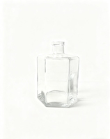 Bouteilles de Luxe en Verre Cylindriques 700ml 750ml avec Base Épaisse Finition Givrée Mate et Bouchon en Liège pour Cadeaux Haut de Gamme et Présentoirs de Bar