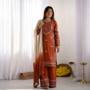 Ensemble Salwar Kameez brodé orange pour femmes, tenue formelle indienne pakistanaise, tenue de soirée de mariage - Product Image 1