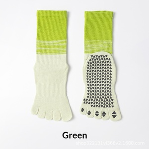 Calzini Yoga Antiscivolo a Cinque Dita per Donna, Pilates, Palestra, Sport Indoor, in Cotone, a Metà Polpaccio, Tie-Dye Colorati, Calzini a Micro-Pressione - Product Image 6