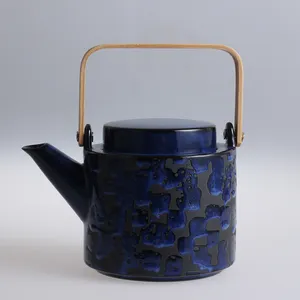 Earth Origin Vintage Keramik Teekanne geprägte Oberfläche reaktiv glasierte Design Porzellan Teekanne mit Bambus griff
