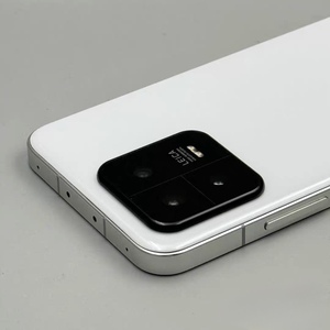 Teléfono Inteligente Xiomi 13 5G, Pantalla AMOLED de 6.36 Pulgadas y 120 Hz, Snapdragon 8 Gen 2, 12 GB de RAM, 512 GB de ROM, Cámara Triple de 50 MP, Batería de 4500 mAh - Product Image 6
