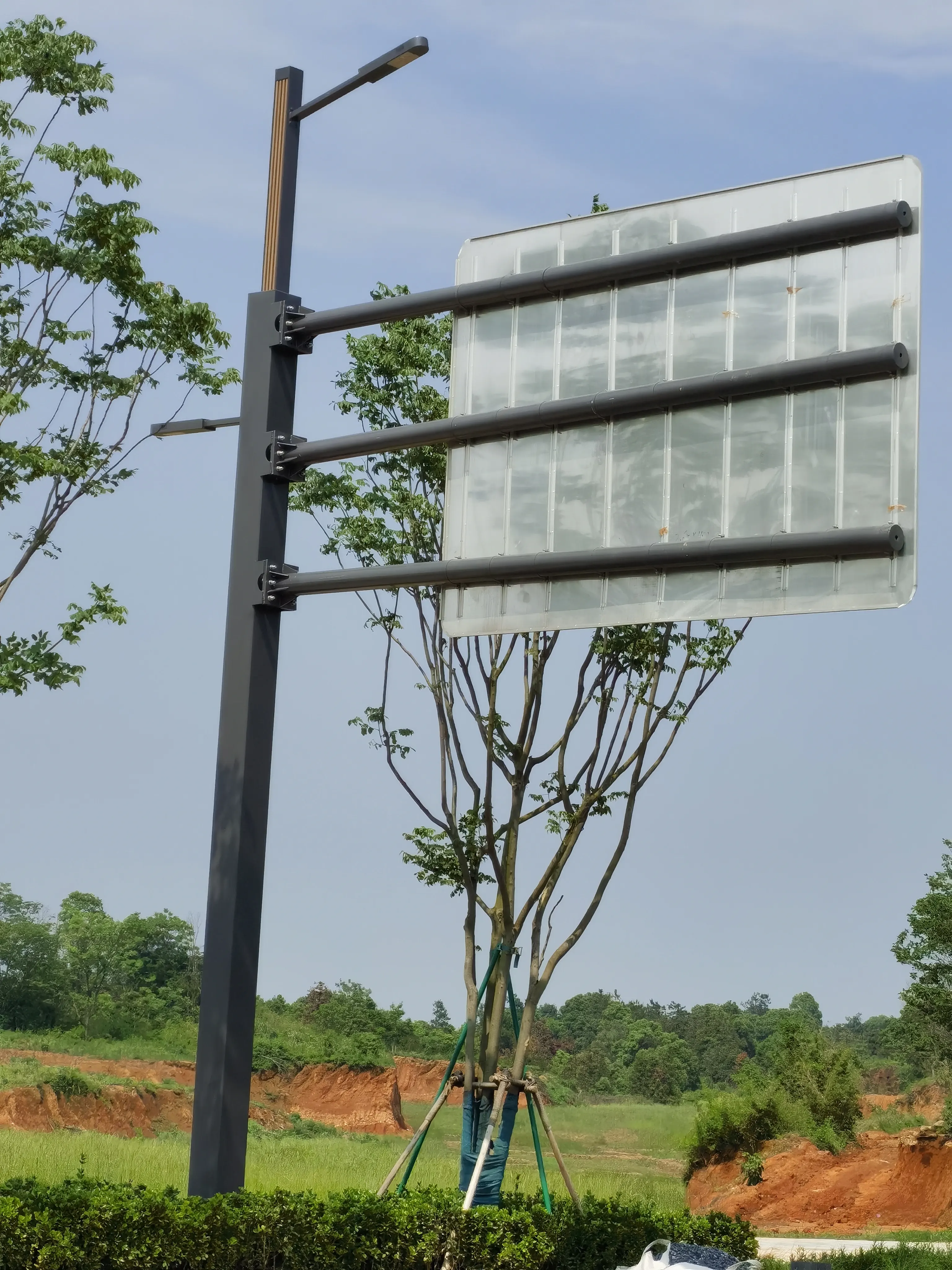 Tiang sinyal peringatan lalu lintas, tiang lampu jalan lintas lintas, bentuk bingkai tiang lalu lintas kerucut, silinder atau poligonal