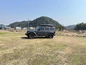 2025 nouveau gros détail RTT campeurs tente marchandises de plein air rigide toit de voiture camion Camping Camping tente ABS aluminium - Product Image 3