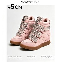 Vente en gros de baskets à plateforme Y2K Punk pour femmes, à talon compensé dissimulé, montantes, avec strass, imprimé léopard, clous étoile et fermeture Velcro, pour revendeurs