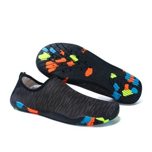 Envío Rápido, Zapatos de Playa para Parejas, para Natación, Yoga, Descalzos, Amigables con la Piel, para Ríos y Actividades al Aire Libre - Product Image 4