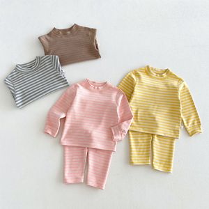 2043 가을 신상 유아 여아 스트라이프 파자마 아동 유니섹스 남아 2피스 의류 세트 도매 - Product Image 3