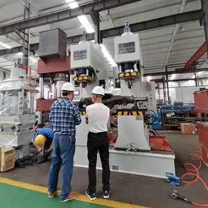 Prensa Hidráulica Tipo C Personalizada de 100 Toneladas, Prensa Pequeña de Columna de un Solo Brazo con Bomba y Motor, Utilizada para Industrias de Maquinaria - Product Image 3