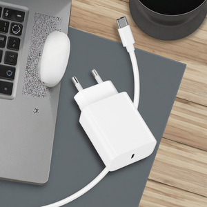 Adattatore Universale Type-C PD 20W Ricarica Rapida Certificazioni CE FCC <span class=keywords><strong>Caricatore</strong></span> da Muro con Spina UK/US/EU/AU per <span class=keywords><strong>iPhone</strong></span> - Product Image 5