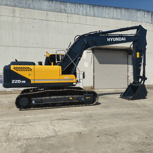 Prix bas – Excavatrice sur chenilles d'occasion HYUNDAI 220LC-9S, 225LC, 225C, 305LC, 150LC, 210-7/9 d'origine, en excellent état de fonctionnement, en stock - Product Image 3
