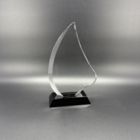 Trophées en cristal de conception créative, couleur verte, personnalisables, pour cadeau d'affaires, prix abordable
