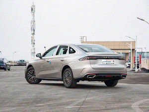 Voiture neuve de marque chinoise Geely Emgrand 2025, voiture de <span class=keywords><strong>taxi</strong></span>, voiture Geely - Product Image 5