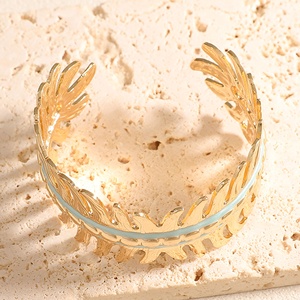 Jingciren Boutique <b>Cross</b>-border Hollow Color Geometric <b>Bracelet</b> Light Luxury High-end Dripping Oil Opening <b>Bracelet</b> Simple - Product Image 6