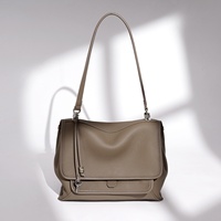Sac à bandoulière/sac messager de luxe pour femme en cuir de vachette véritable, vintage, imperméable, tendance et portable