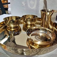 Vente en gros de 6 pièces de vaisselle de luxe en bronze pur/plateau gravé Kansa avec bols en verre, ustensiles en métal vintage pour des bienfaits pour la santé