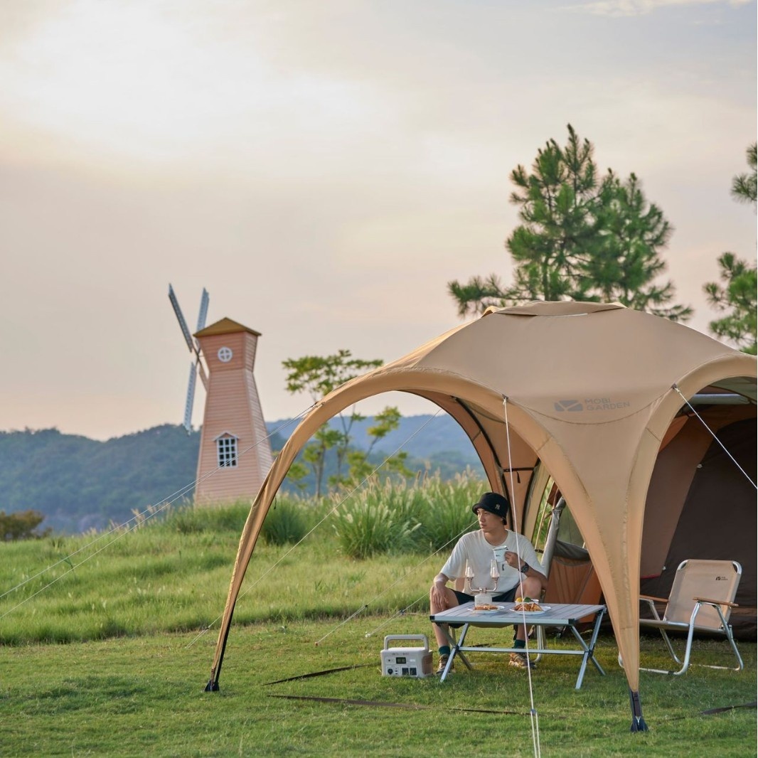 Mobi Garden Vestibule Portable Folding Camping Shelter Large Space