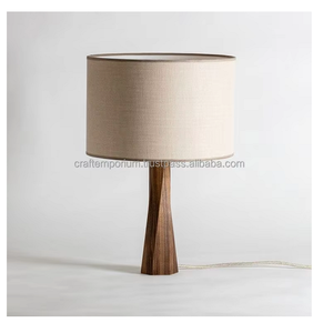 Lámpara de Mesa Artesanal de Madera de Mango con Pantalla de Lino y Base de Madera Pulida a Mano para Iluminación Interior Moderna del Hogar - Product Image 1