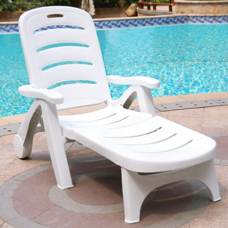 Silla plegable de plástico para exteriores, tumbonas ajustables de color blanco para piscina y playa