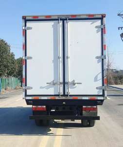 <span class=keywords><strong>Camion</strong></span> <span class=keywords><strong>frigorifique</strong></span> 4x2, état neuf, boîte de vitesses manuelle, carburant diesel, légèrement utilisé, bon prix - Product Image 5