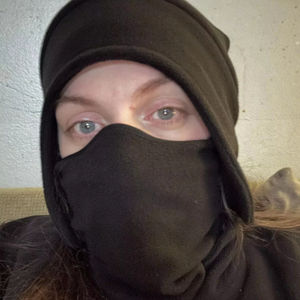 ユニセックス暖かい2in1冬用フリースストライプ付き耳当て付きスカルスポーツビーニースキーマスク（釣り用） - Product Image 2