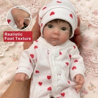 Poupée Bébé en Silicone 8 Pouces Réaliste Reborn Jouet Doux Éducatif pour Filles Peut Ouvrir la Bouche Cheveux Implantés à la Main Ensemble d'Accessoires