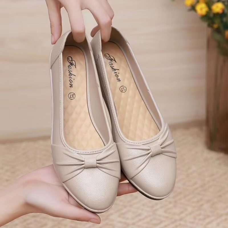 #03 (White)