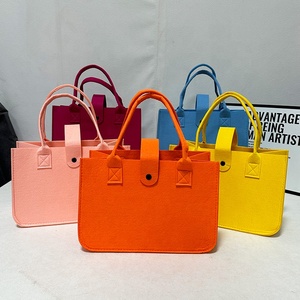 Túi tote vai bằng nỉ nhiều màu sắc, bán chạy, có thể tùy chỉnh màu sắc và logo, túi nỉ nhiều màu sắc, túi xách tay bằng nỉ - Product Image 4