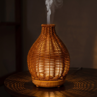 Diffuseur d'aromathérapie ultrasonique humidifiant 80 ml avec arrêt automatique, lumières chaudes, brume intermittente et continue, diffuseur d'huiles essentielles