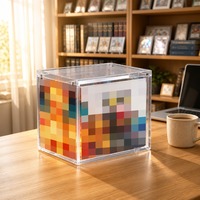 Étui de présentation de cartes à collectionner en acrylique personnalisé avec aimant, étanche et haute transparence pour les collectionneurs de cartes à échanger