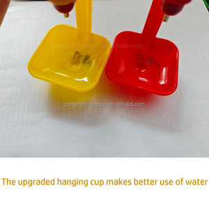 Sistema Automatico di Abbeveraggio a Goccia per Polli da Carne con Tazza per Gabbie, in Plastica a Strati - Product Image 6