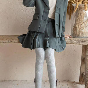 Leggings da Bambina Jingwen OEM in Stile Coreano <span class=keywords><strong>a</strong></span> <span class=keywords><strong>Righe</strong></span> Verticali, Calzini Fashion per Neonati in Cotone con Fiocco, <span class=keywords><strong>Calze</strong></span> Spesse, Collant da Ragazza - Product Image 3