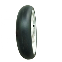 Roue en polyuréthane OEM de 5.5 pouces couleur et jante personnalisées pour l'extérieur chariot chaise longue chaise pour hôtels