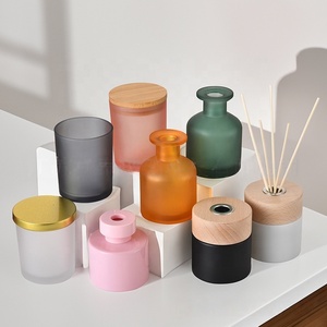 Bouteilles en verre rondes colorées simples de 50 ml, 100 ml, 150 ml/200 ml, bleues, grises, noires, vides, pour diffuseur de <span class=keywords><strong>parfum</strong></span> avec bouchon à vis - Product Image 3