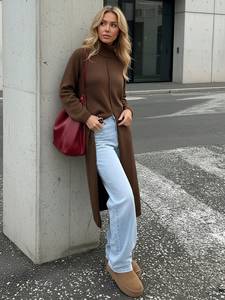 Cardigan Lungo a Collo Alto Marrone di Alta Qualità per Ufficio e Uso Quotidiano, Affidabile con Spacco Frontale, Morbido e Caldo in Maglia - Product Image 3