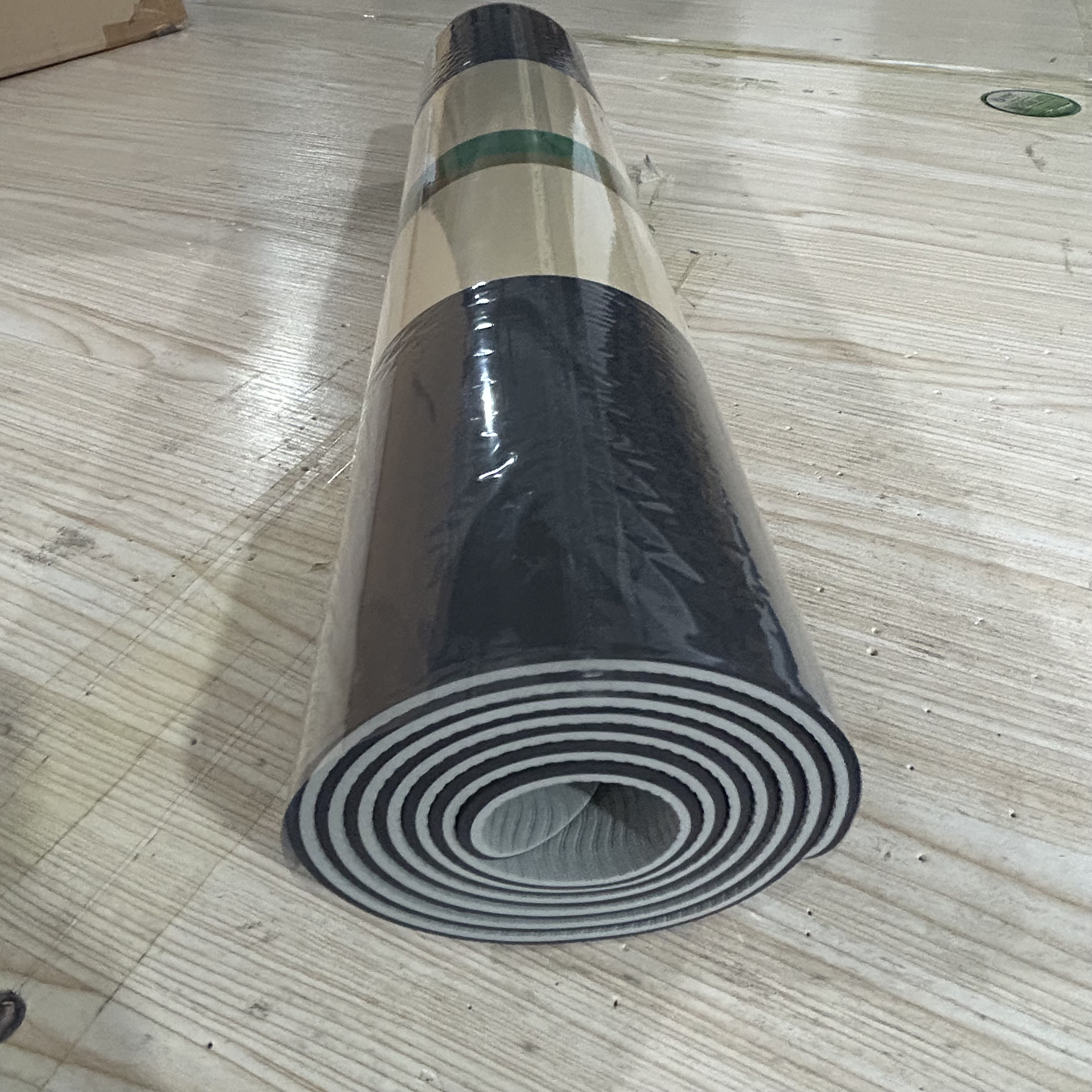 Black top and grey bottom