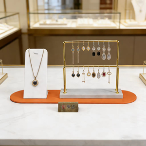 ชั้นวางโชว์เครื่องประดับแบบมืออาชีพสำหรับวางบนเคาน์เตอร์ร้านค้า สำหรับจัดระเบียบต่างหู สร้อยข้อมือ และสร้อยคอ - Product Image 3
