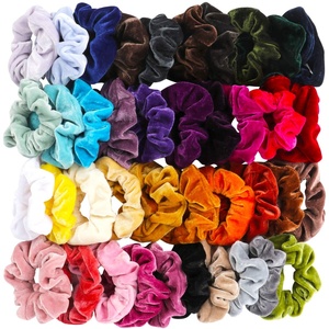 Chouchous pour cheveux Premium Velvet Scrunchy Elastic Hair Bands pour filles, Women Hair Accessories - Product Image 1